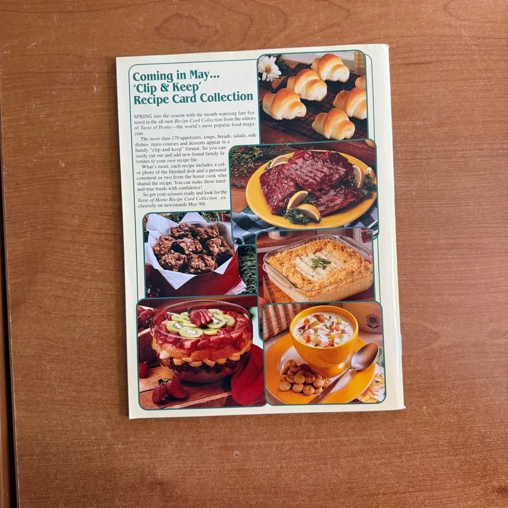 Taste of Home Country Cooking Recipe Collection‎ - Orange and Brown Cover